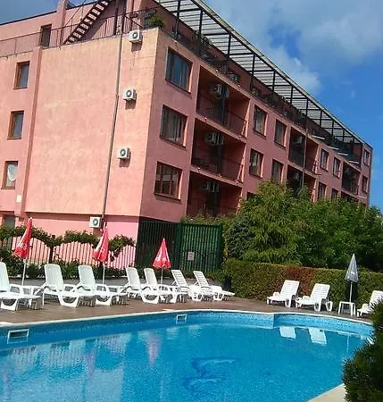 Apartment Near Cacao Beach